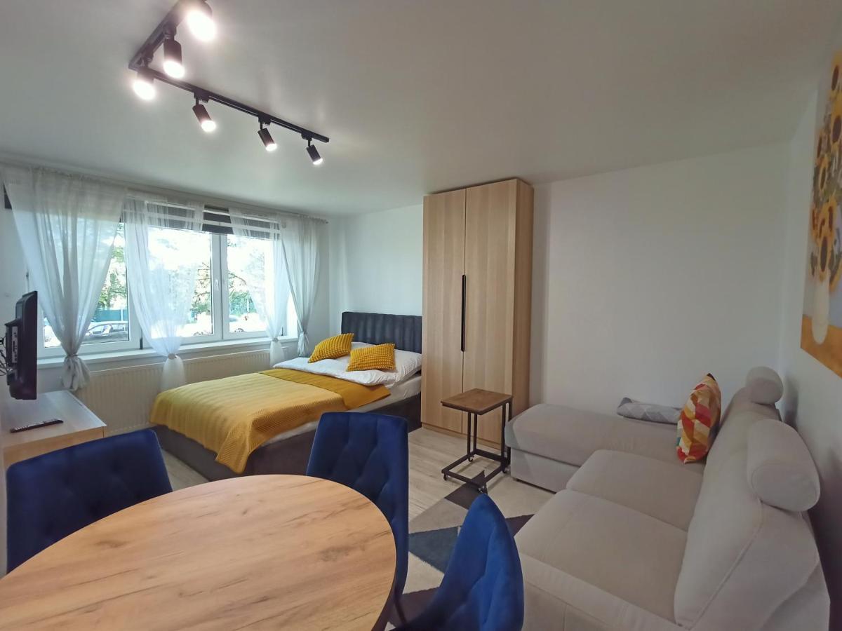 Apartament Zabrze Grzybowska Buitenkant foto
